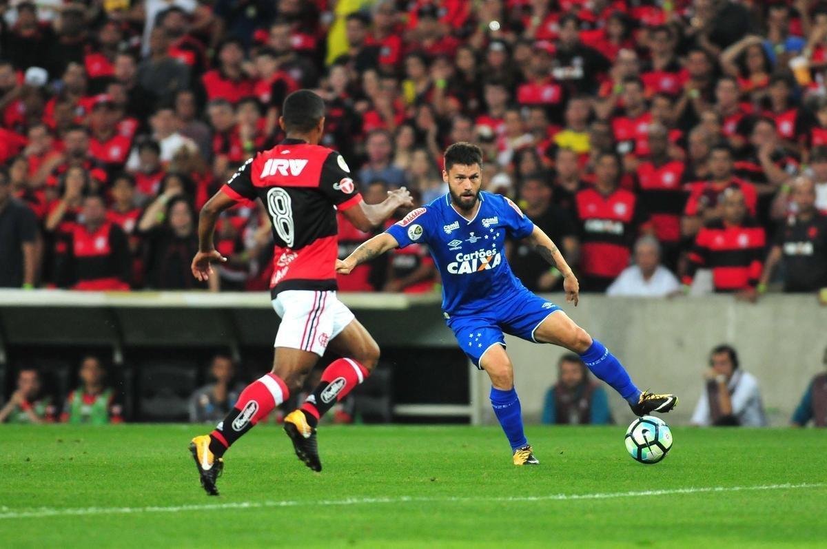 Fotos do primeiro tempo de Flamengo e Cruzeiro, no Maracan, pela final da Copa do Brasil