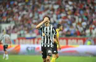 Bahia chegou a abrir 2 a 0 no placar na Fonte Nova, com gols de Luiz Otvio e Gilberto. Placar preocupou jogadores do Galo