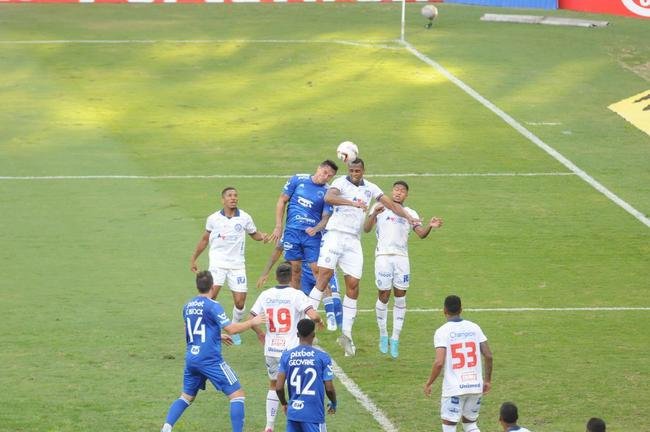 Fotos da partida entre Cruzeiro e Bahia, no Mineiro, pela 20 rodada da Srie B do Brasileiro