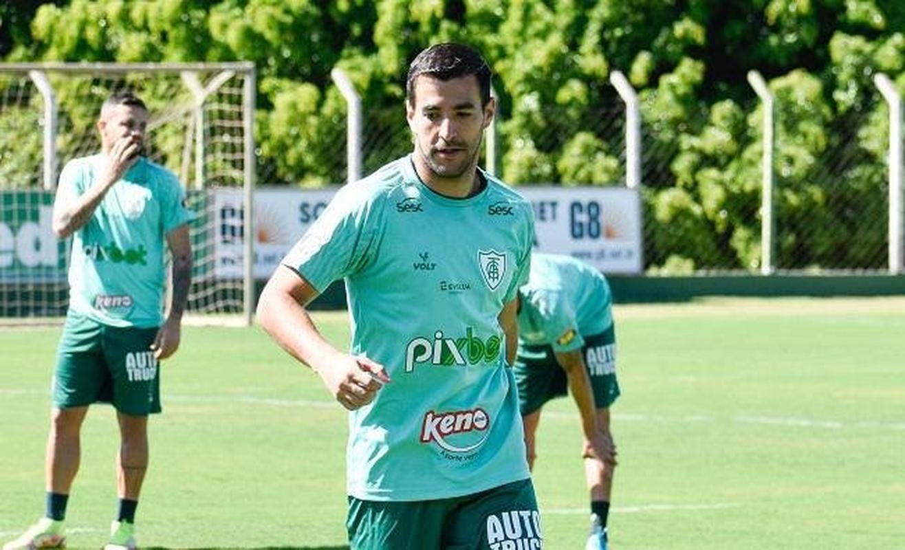 Ral Cceres - Paraguai