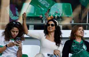 Polnia x Arbia Saudita: fotos da torcida no jogo da Copa do Mundo