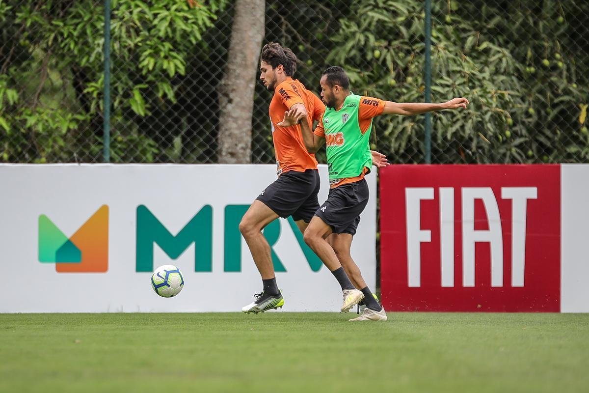 Com Sette Cmara em campo, Atltico se prepara para jogo contra o So Paulo