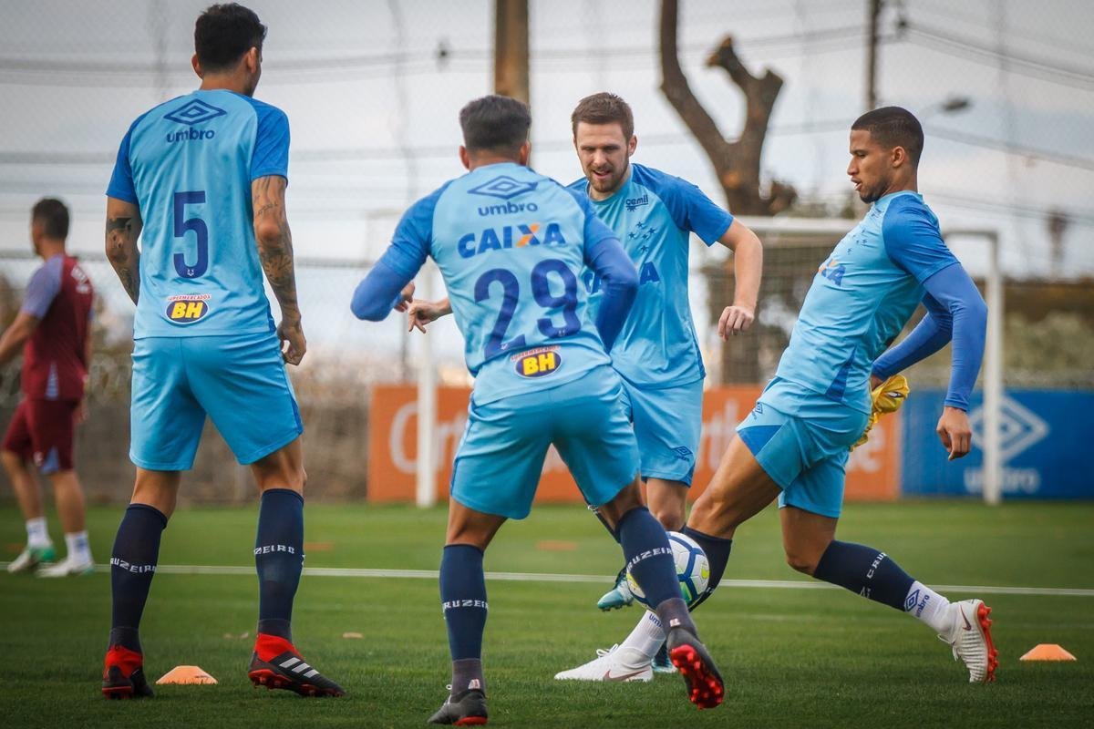 Fotos do treino do Cruzeiro desta sexta-feira, na Toca da Raposa II (Vinnicius Silva/Cruzeiro E.C)