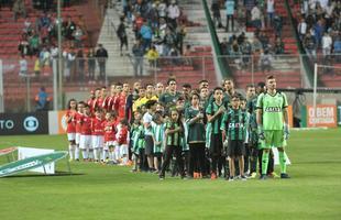 Fotos do jogo entre Amrica e Internacional, no Independncia, pela 15 rodada do Campeonato Brasileiro