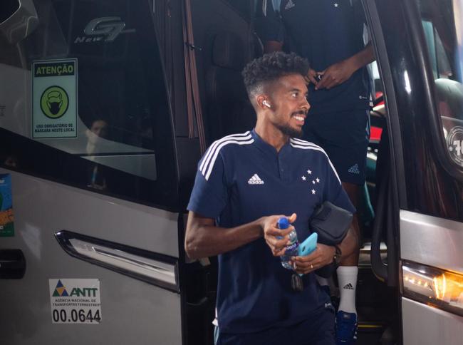 Cruzeiro foi batido pelo Sport por 3 a 1 na Ilha do Retiro pela Série B