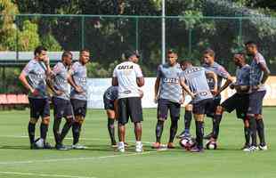 Com gols de Fred e Carlos Csar, Atltico vence jogo-treino contra Guarani de Divinpolis, na Cidade do Galo, por 2 a 0