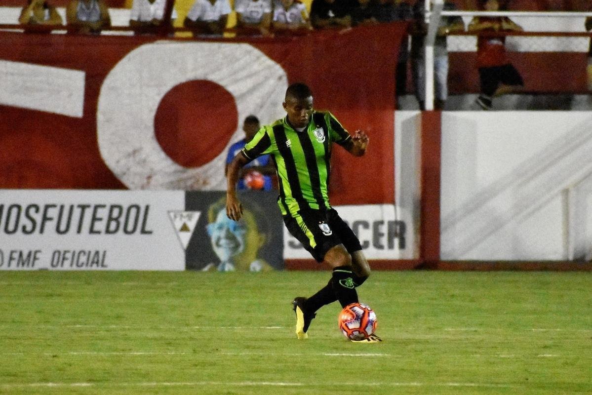 Amrica virou diante do Tombense no fim e conquistou primeira vitria como visitante no Mineiro