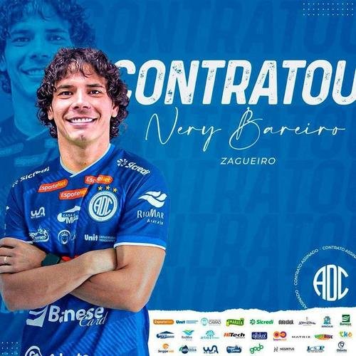 Nery Barreiro, zagueiro (Confiança)