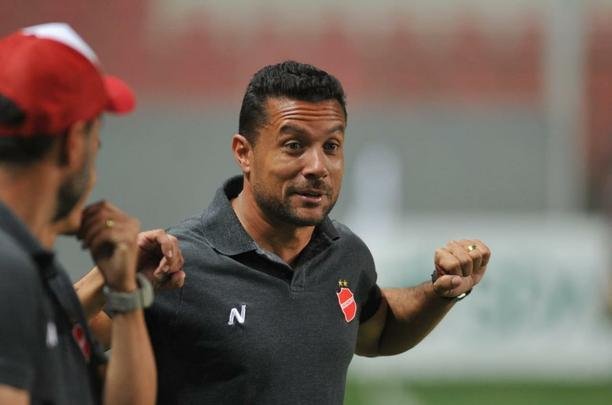 América enfrentou o Vila Nova nesta terça-feira, no Independência