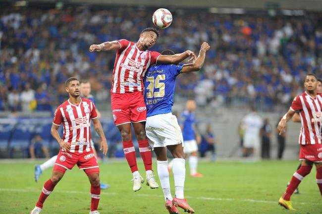 Fotos do jogo entre Cruzeiro e Nutico, no Mineiro, que marcou as despedidas de Rafael Sobis e Ariel Cabra.