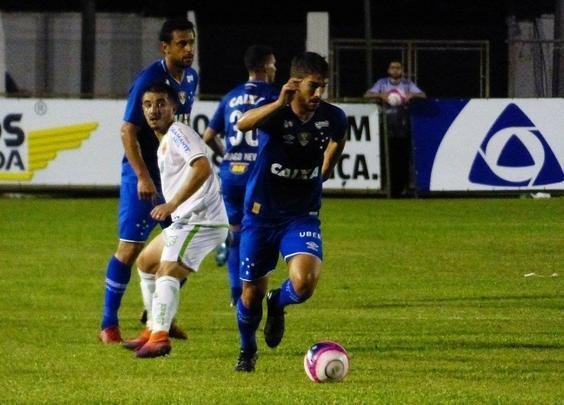 Fotos de Caldense x Cruzeiro, em Poos de Caldas, pela segunda rodada do Mineiro