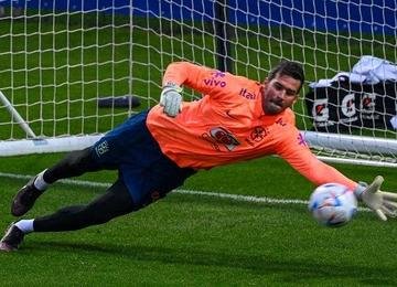 A nove dias da estreia do Brasil na Copa, o Estado de Minas inicia série com o perfil dos 26 convocados por Tite, começando pelos goleiros e laterais-direitos