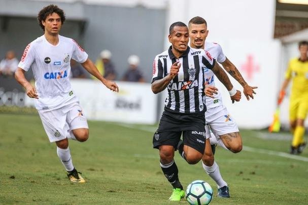 O Santos venceu o Atlético por 3 a 1 neste sábado, em jogo da 32ª rodada do Campeonato Brasileiro