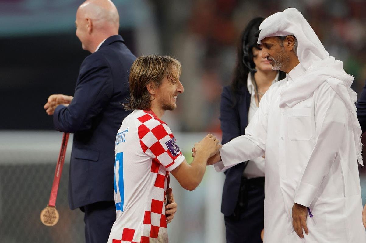 Festa e premiao dos jogadores da Crocia pela conquista do terceiro lugar na Copa do Mundo de 2022, no Catar. Time croata venceu o Marrocos por 2 a 1 neste sbado (17), no Estdio Internacional Khalifa, em Doha