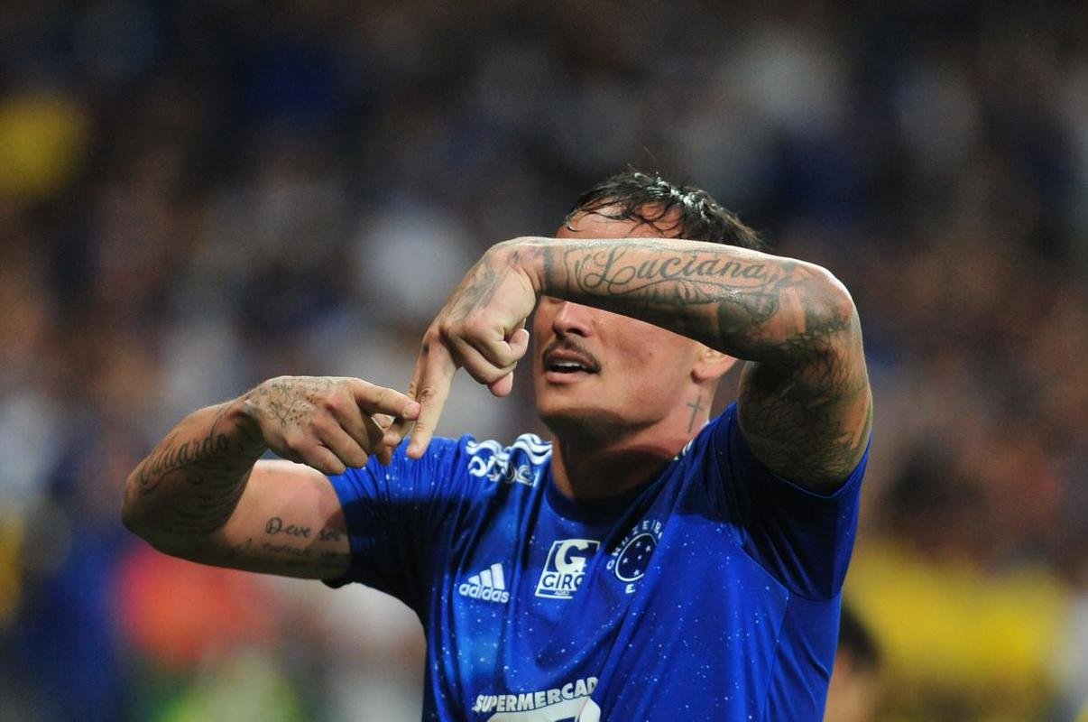 Cruzeiro x Vasco: veja fotos do jogo no Mineiro