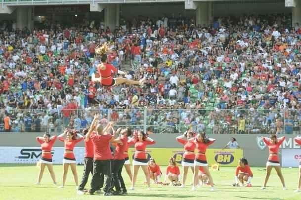 Imagens do jogo entre Minas Locomotiva e Get Eagles no Independncia