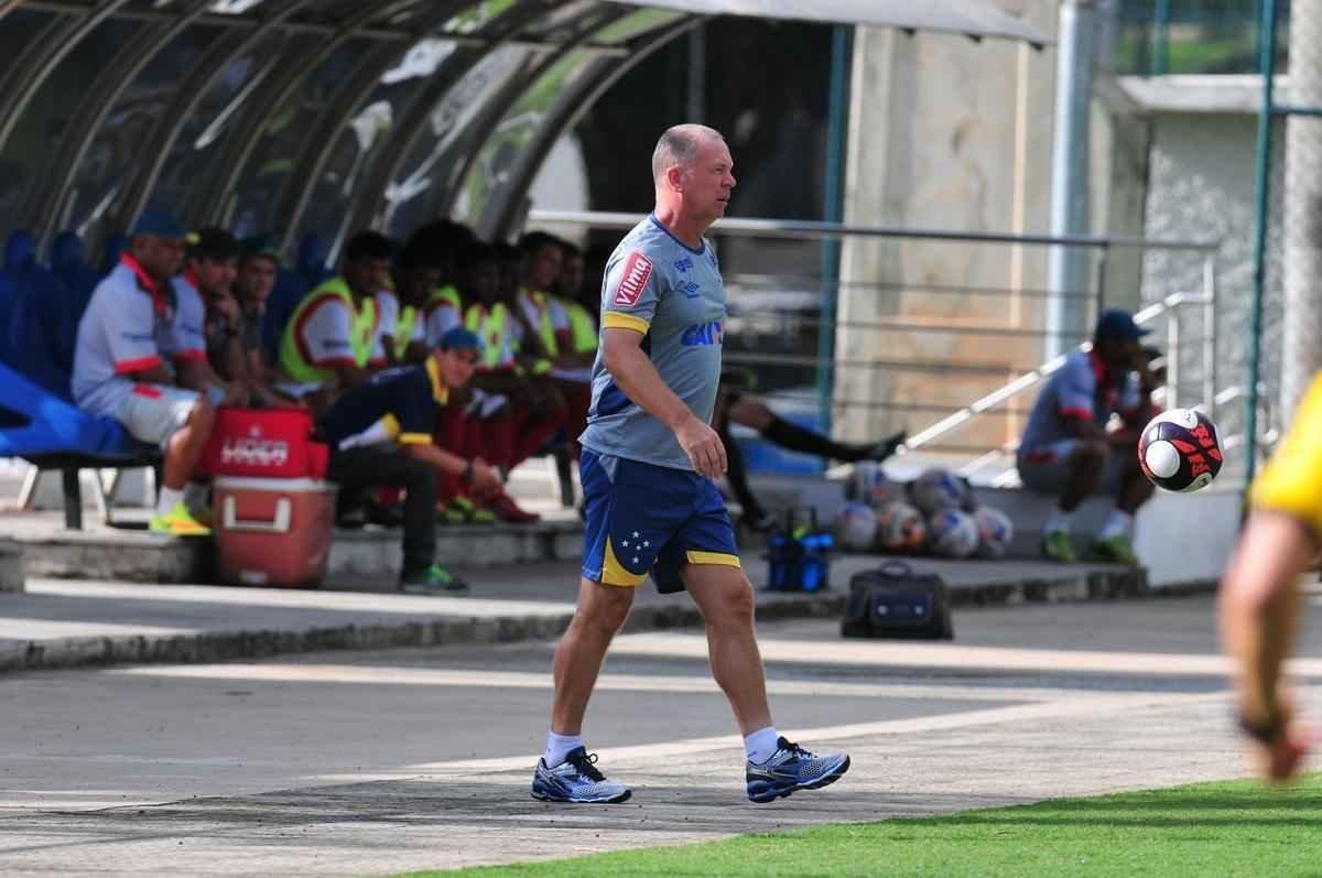 Em ltimo teste antes da estreia oficial, Cruzeiro faz 8 a 2 contra o Braslia
