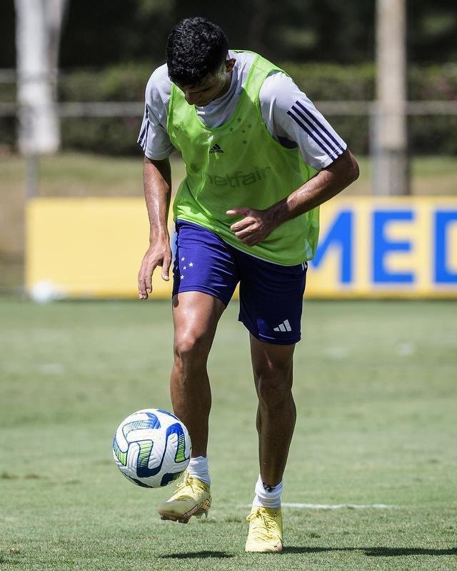 O Cruzeiro treinou nesta quarta-feira (5/4), na Toca da Raposa II, em Belo Horizonte