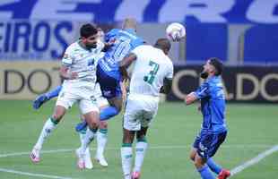 Fotos do duelo entre Cruzeiro e Amrica, pela Srie B, no Mineiro 