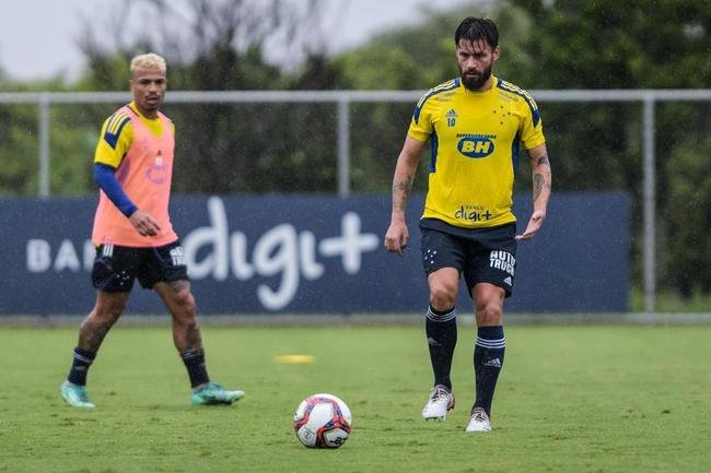 Fotos do treino do Cruzeiro nesta quinta-feira (11/11)