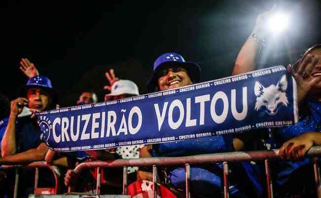 Torcida do Cruzeiro j comemorou o acesso virtual  Srie A do Brasileiro