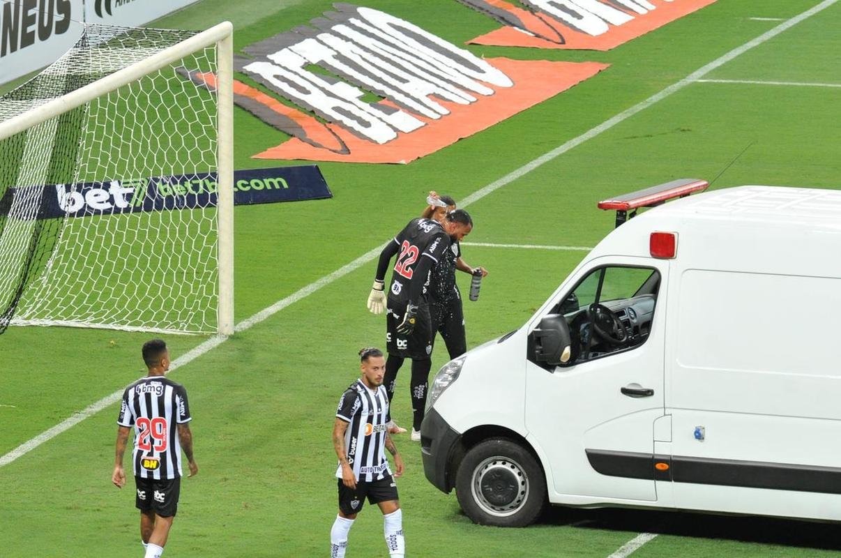 Fotos do clssico entre Atltico e Cruzeiro, no Mineiro