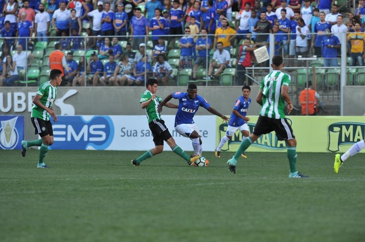 Imagens do jogo entre Cruzeiro e Coritiba, no Independncia, pela final do Campeonato Brasileiro Sub-20