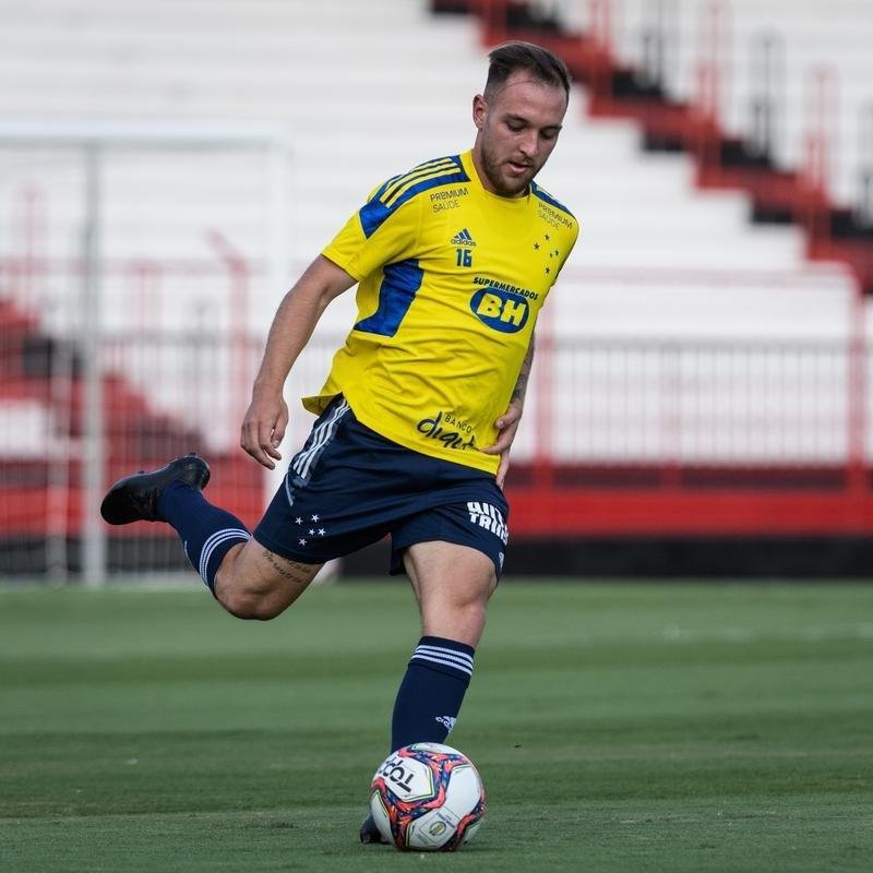 Com atividade no estdio Antnio Accioly, do Atltico-GO, o Cruzeiro encerrou a preparao para enfrentar o Gois, pela 22 rodada da Srie B. A partida est marcada para 21h30 desta tera-feira, na Serrinha, em Goinia.