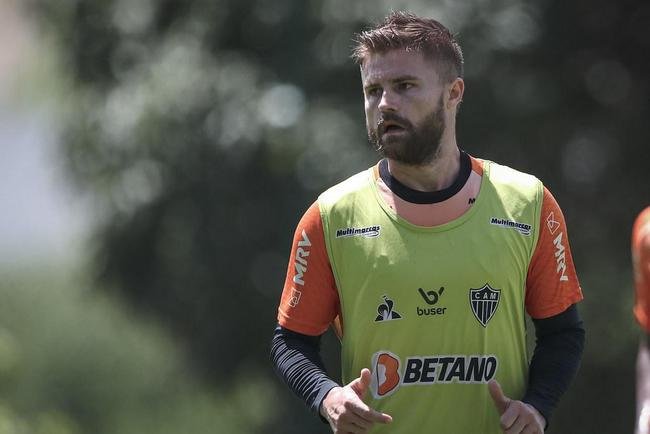 Atl�tico segue prepara��o para o cl�ssico; veja fotos