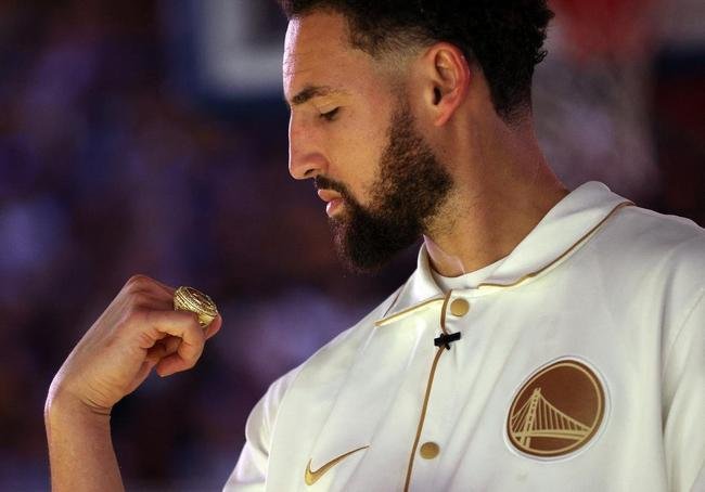 6 Klay Thompson - 60,6 milhes de dlares (R$ 321 milhes)