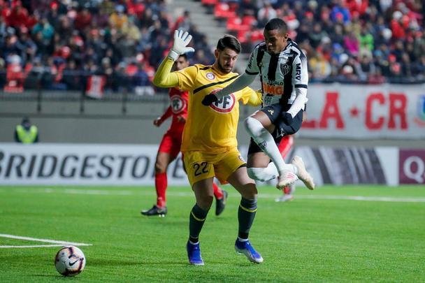 Confira fotos da partida disputada no Chile, pela Copa Sul-Americana