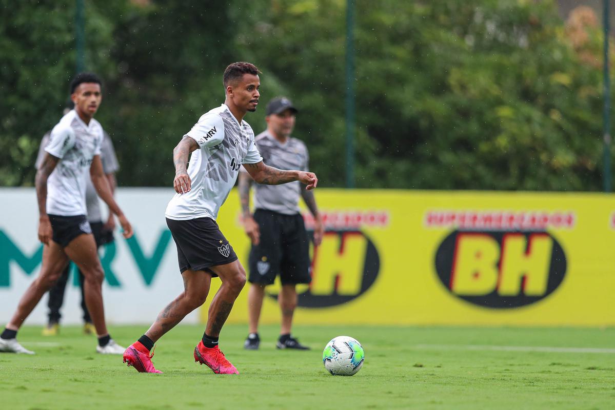 Fotos do primeiro treino de Hulk no Atlitco