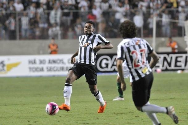 Imagens do clssico de ida da semifinal do Mineiro, entre Atltico e Amrica, no Independncia