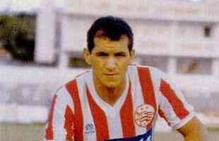 1990 - Bizu, do Náutico, foi o artilheiro com sete gols