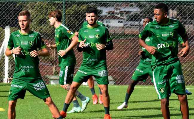 Jovens do Amrica recebero oportunidades no incio do Campeonato Mineiro