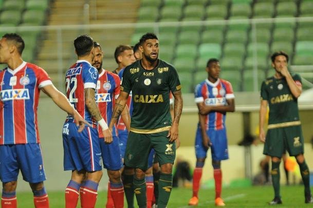 Equipes se enfrentaram, na noite deste domingo, pela penltima rodada do Brasileiro