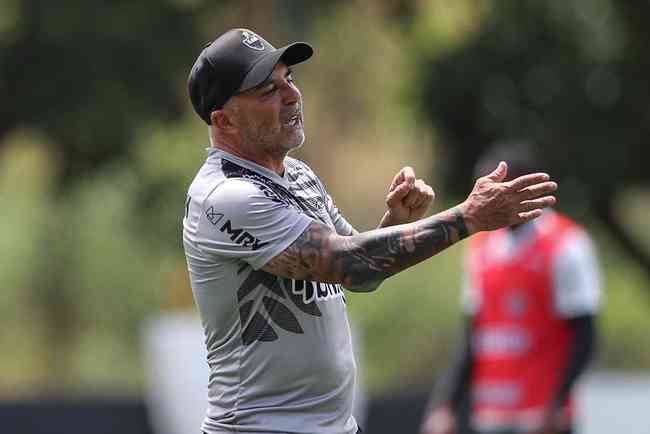 Galo de Sampaoli precisa voltar a vence fora de casa aps 50 dias