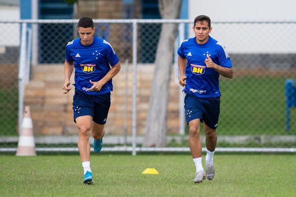 Dia movimentado com apresentações e treino no Cruzeiro