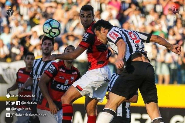 Confira imagens da vitória do Atlético sobre o Atlético-GO, em Goiânia