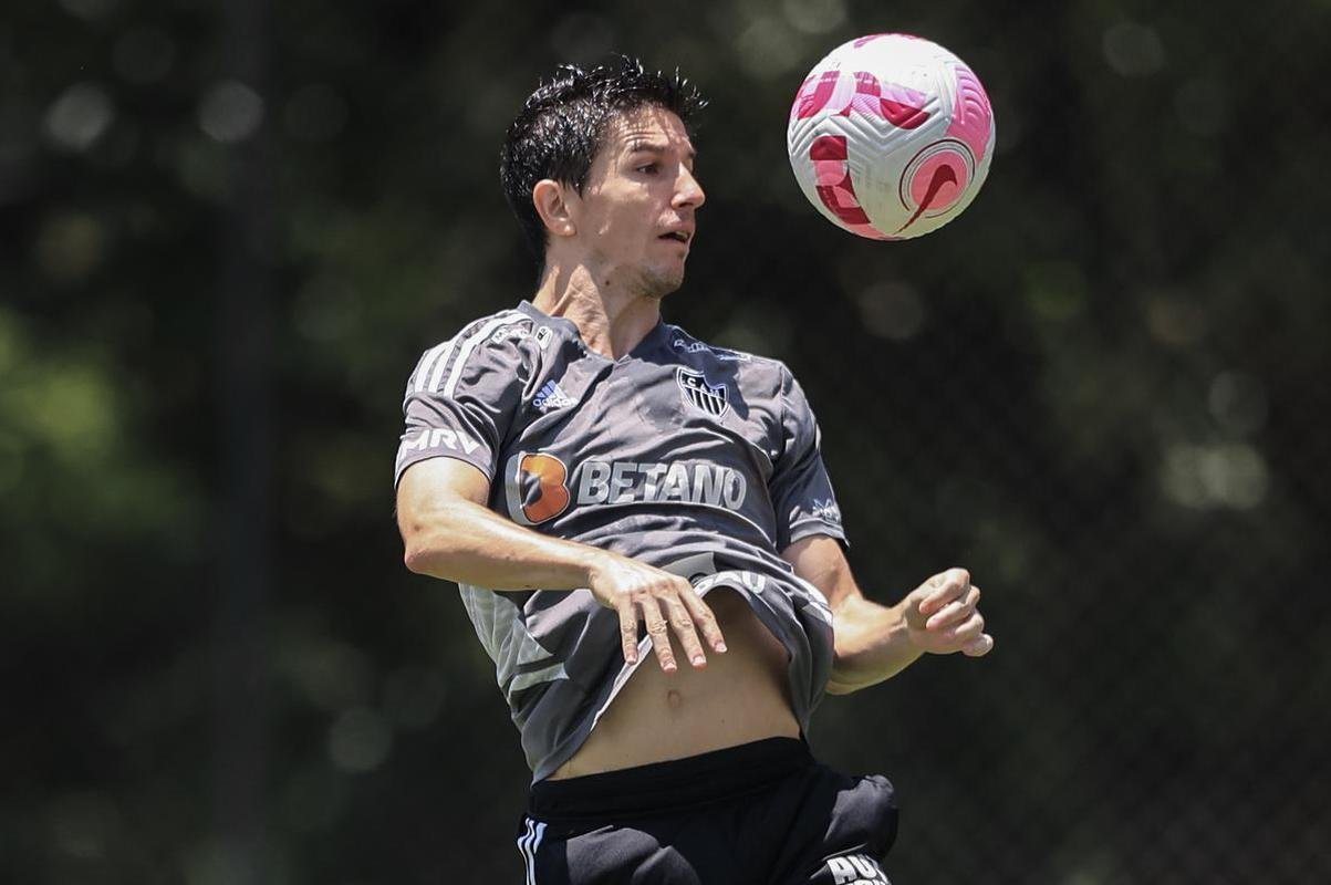 Fotos do treino do Atltico, que teve Hulk em campo 