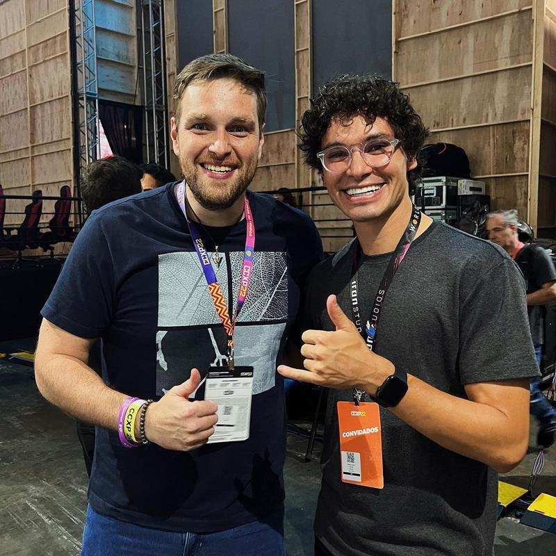 Dod curtiu a CCXP com a esposa e amigos