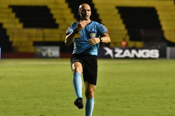 De virada e com gols de Hernane e Guilherme, o Sport reencontrou o caminho das vitórias, diante do Paraná, na Ilha do Retiro, pela 31ª rodada da Série B