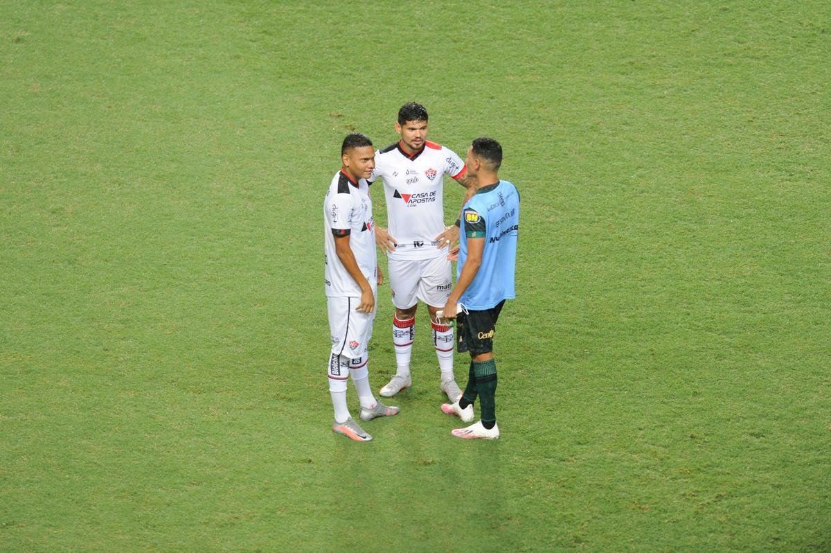 Fotos de Amrica x Vitria, no Independncia, pela 33 rodada