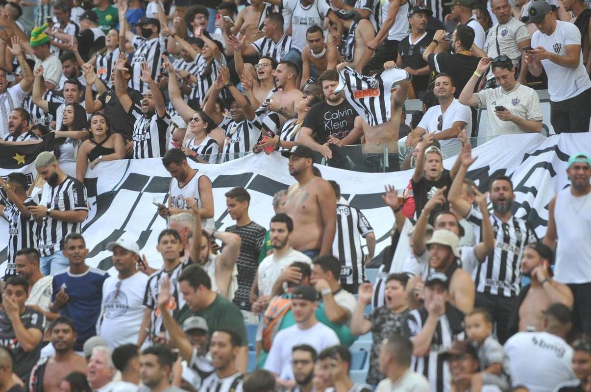 Fotos da vitria do Atltico sobre o Flamengo por 8 a 7 na deciso por pnaltis da final da Supercopa do Brasil, na Arena do Pantanal, em Cuiab. Everton foi o grande heri do Galo ao pegar a cobrana que resultou na conquista