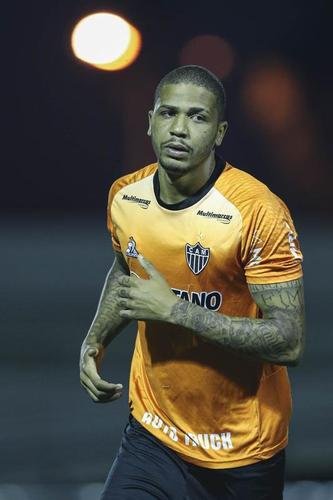 Tcnico Cuca comandou atividade do Atltico no CT da Conmebol no Paraguai 