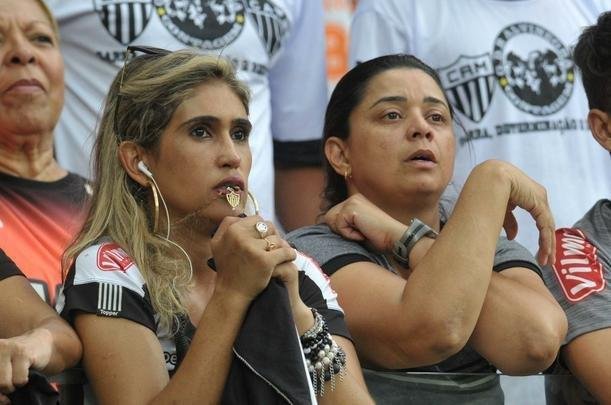Fotos da torcida do Atltico durante o clssico contra o Cruzeiro