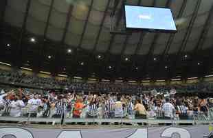 Fotos da torcida do Atltico no pr-jogo contra o Palmeiras no Mineiro