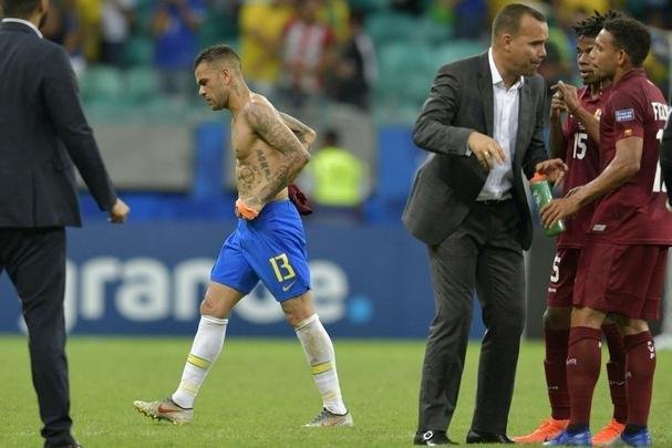 Brasil enfrentou a Venezuela na Arena Fonte Nova, pelo Grupo A da Copa América