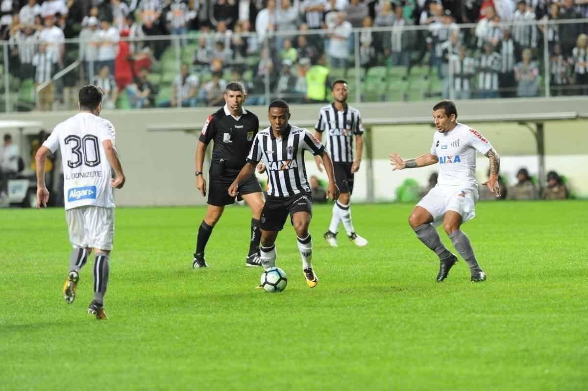 Atltico e Santos se enfrentaram, no Independncia, pela 13 rodada do Campeonato Brasileiro