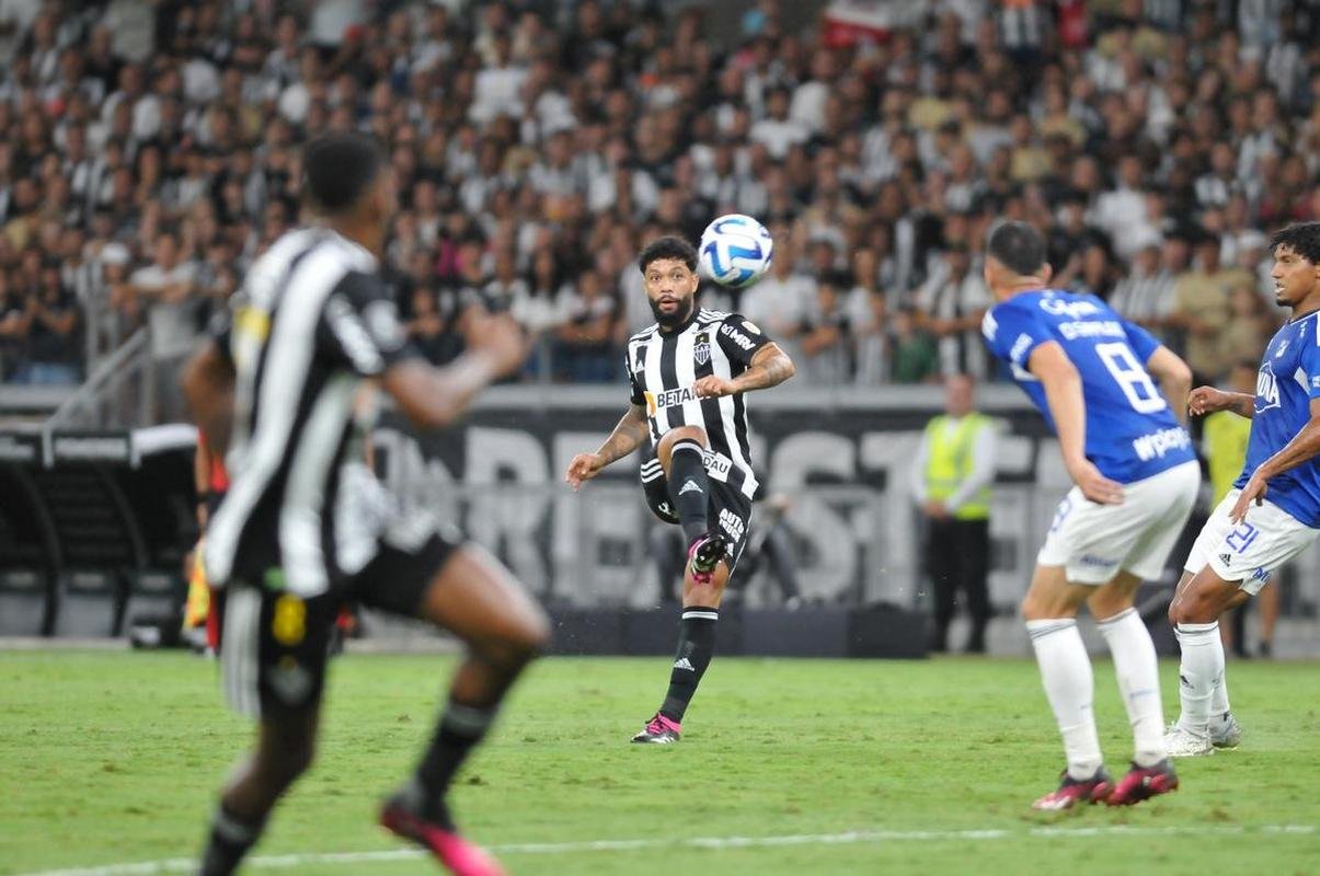 Equipes se enfrentaram na noite desta quarta-feira pela terceira fase da Copa Libertadores, no Mineiro, em Belo Horizonte
